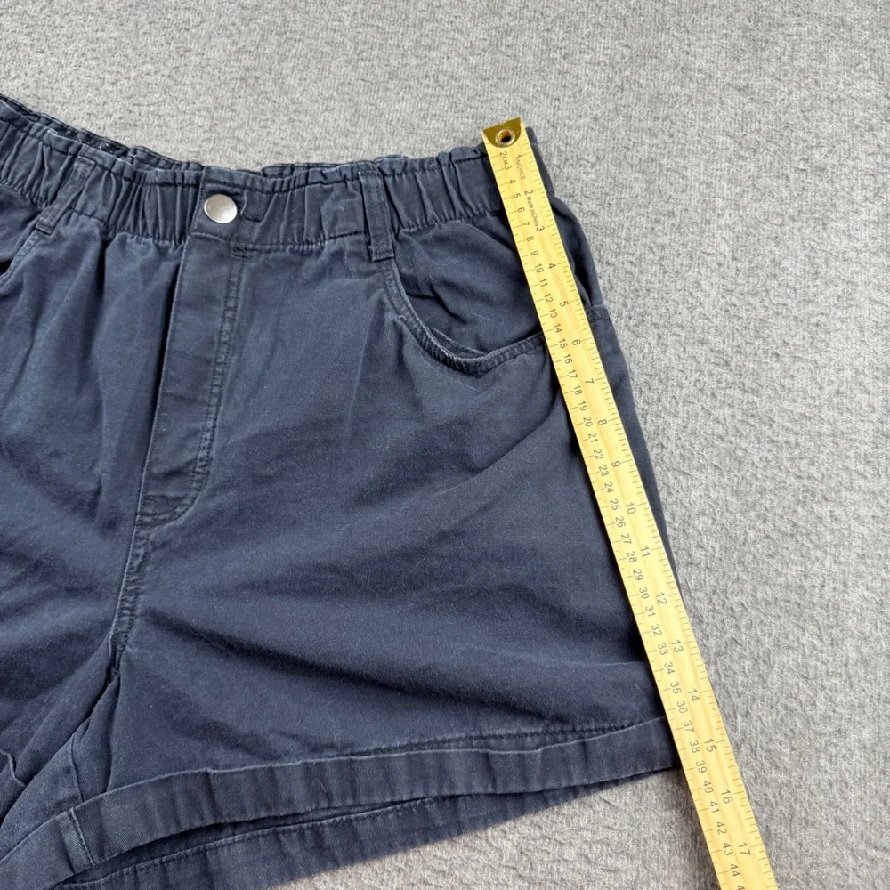 H&M Women's Large Black High Waisted Cotton Twill Shorts